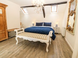 Cottage | 2 bedrooms, individually decorated, individually furnished, free WiFi - Y Bwthyn Ty Du (Pwllheli)