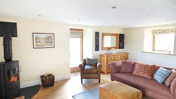 Cottage | Interior