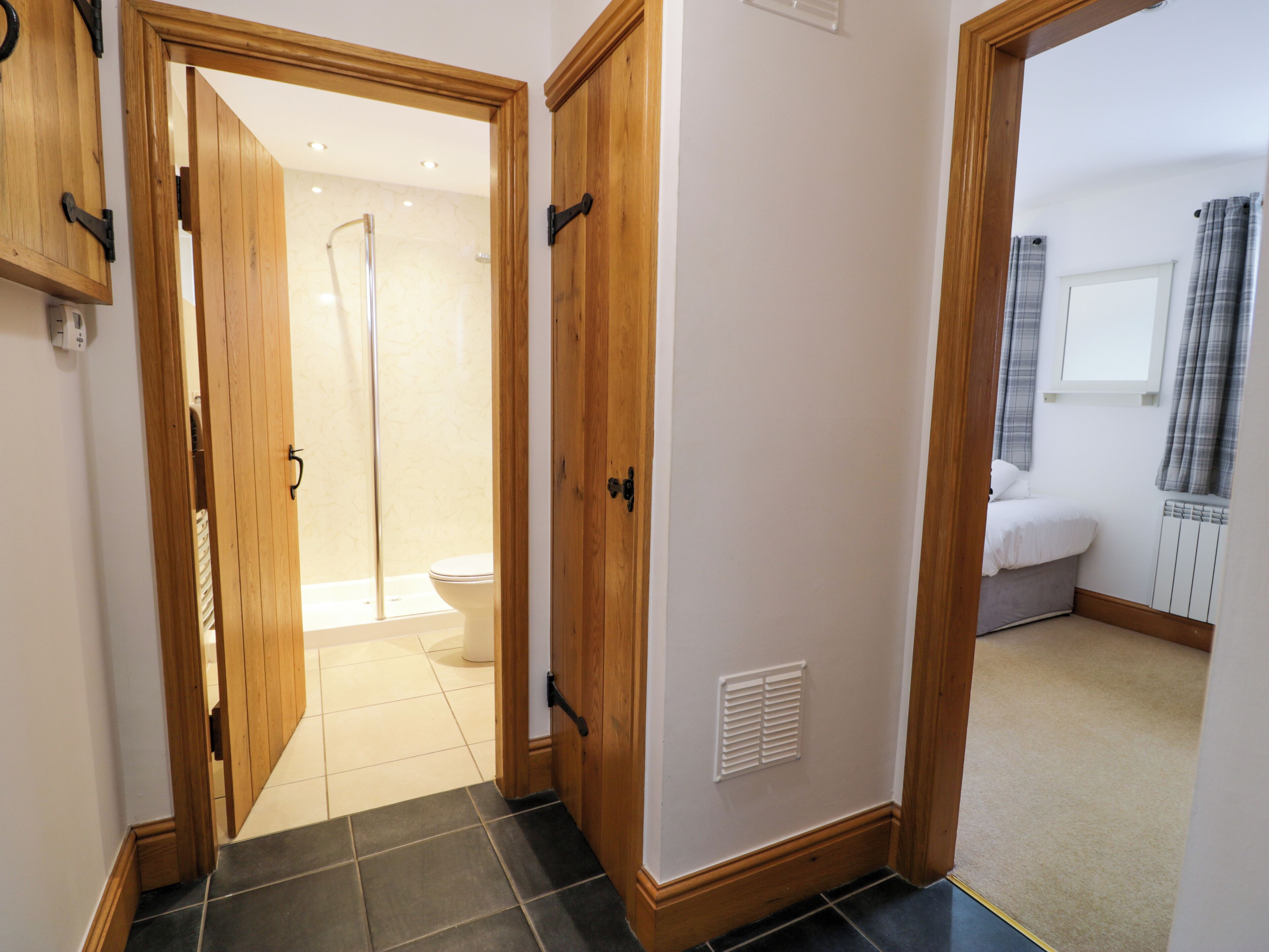 Stuga | Badrum | Dusch och hårtork