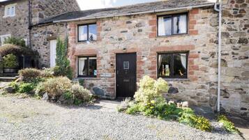 Cottage | Front of property