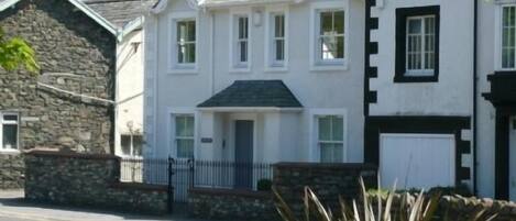 Fachada del alojamiento