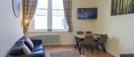 Småhus | Oppholdsområde | TV og DVD-spiller