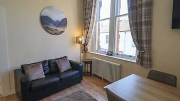 Cottage | Living area