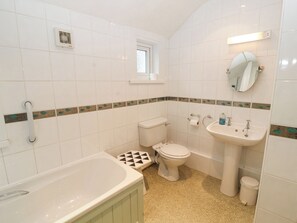 Cottage | Bathroom | Shower, hair dryer - White House (Keswick)
