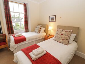 Cottage | 4 bedrooms, individually decorated, individually furnished, free WiFi - White House (Keswick)