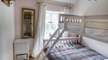 Cottage | 2 phòng ngủ, trang trí khác biệt
