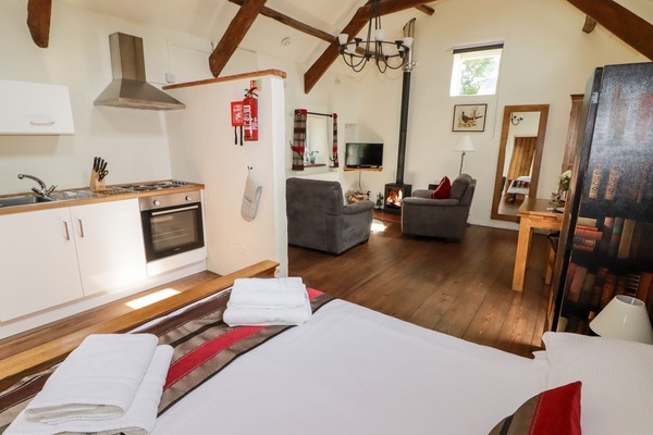 Cottage | 1 bedroom, individually decorated, individually furnished, free WiFi