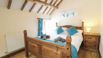 Cottage | 3 bedrooms, individually decorated, individually furnished, free WiFi