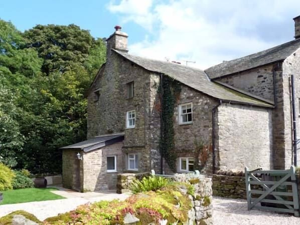 Exterior - Beckside Cottage (Carnforth)