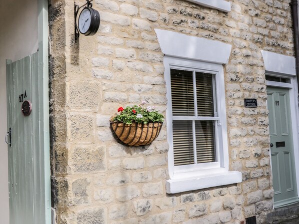 Cottage | Interior - Cooper's Cottage (Pickering)