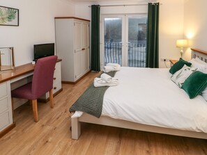 Interior - Goldfinch (Milford Haven)