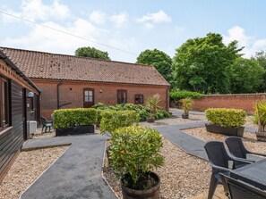 Cottage | Interior