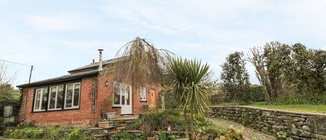 Cottage | Front of property