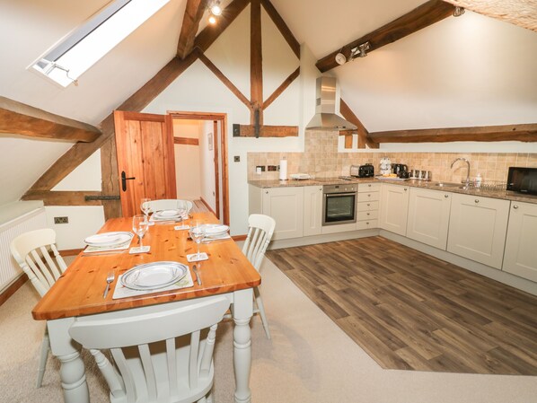 Cottage | Interior