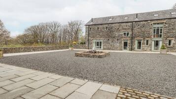 Cottage | Exterior