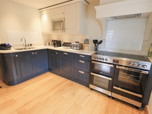 Cottage | Private kitchen