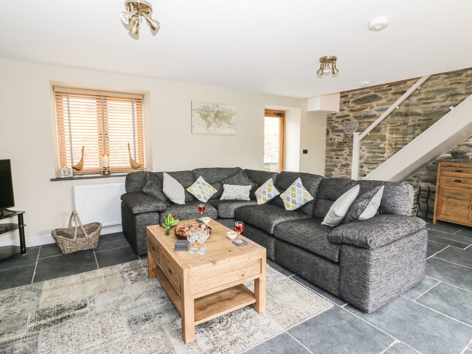 Cottage | Interior