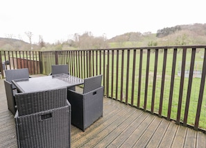 Cottage | Property grounds
