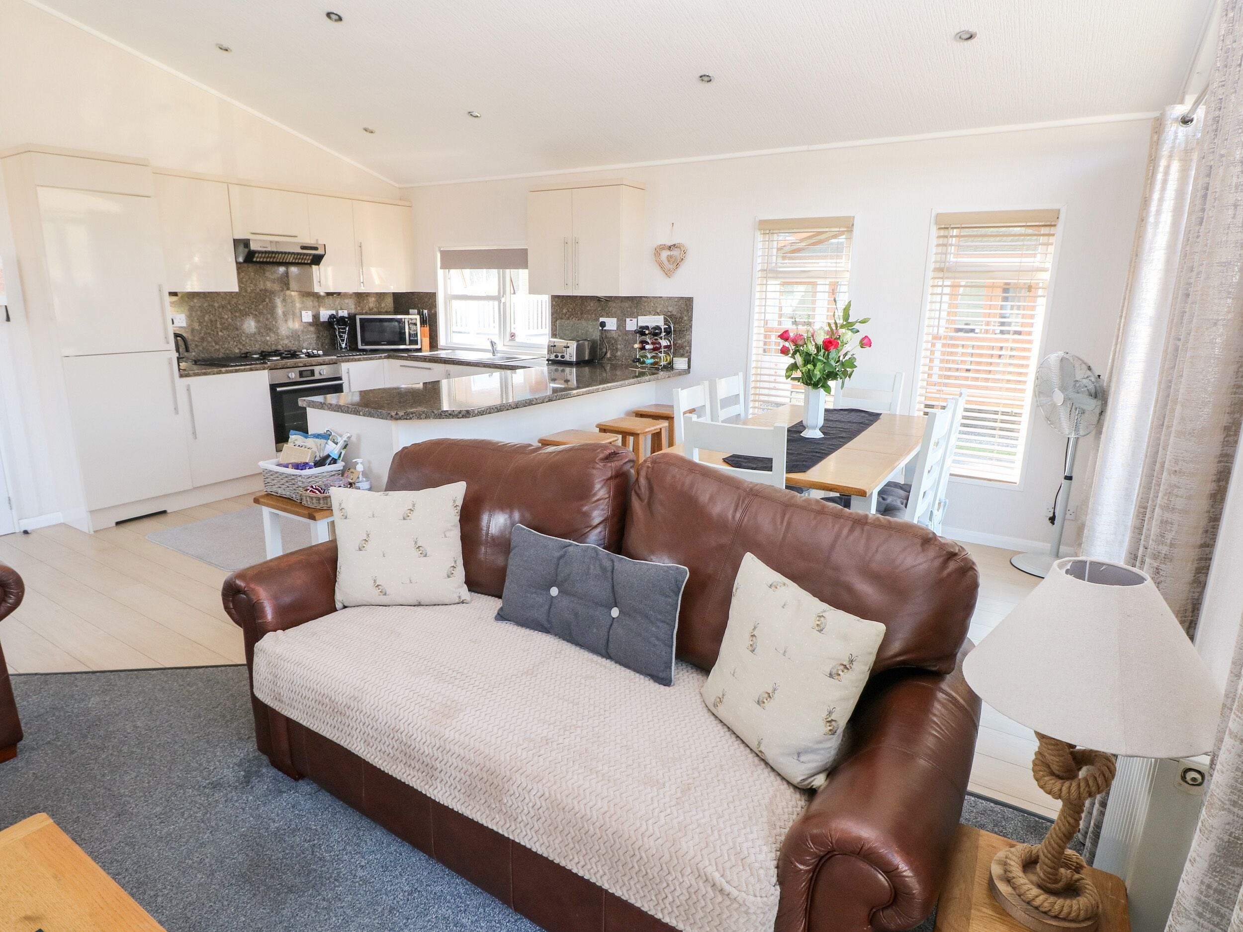Cottage | Living area