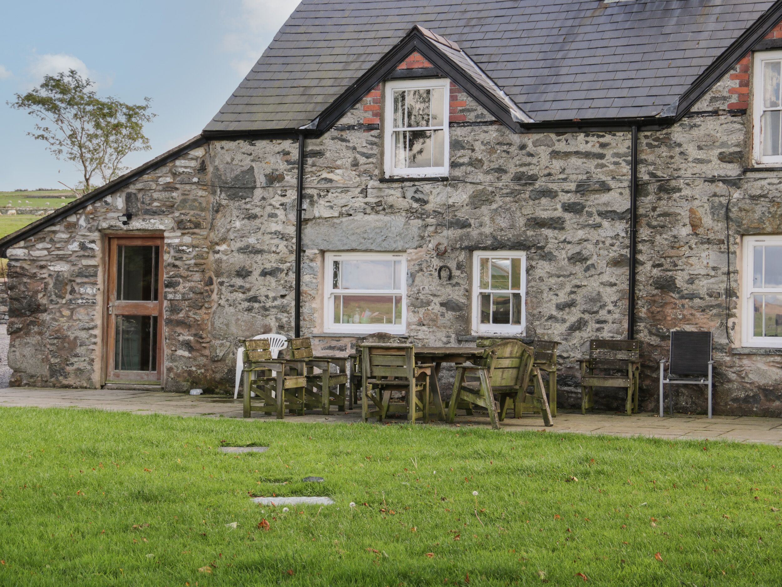 Cottage | Exterior