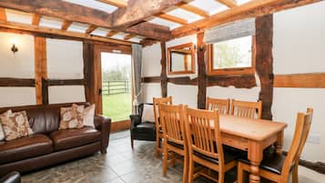 Cottage | Interior