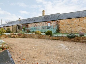 Cottage | Exterior - The Stable (Brampton)