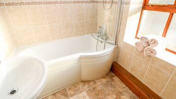 Cottage | Bathroom | Shower