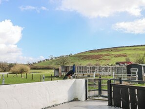 Cottage | Interior - Meadow View (Carmarthen)