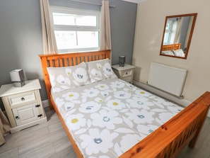 Cottage | Interior - Barn Cottage (Laugharne)