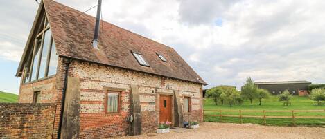 คอทเทจ | บริเวณภายนอก