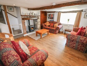 Cottage | Interior - Hill Farm Cottage (Freshwater)