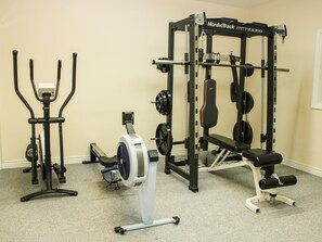 Cottage | Fitness facility