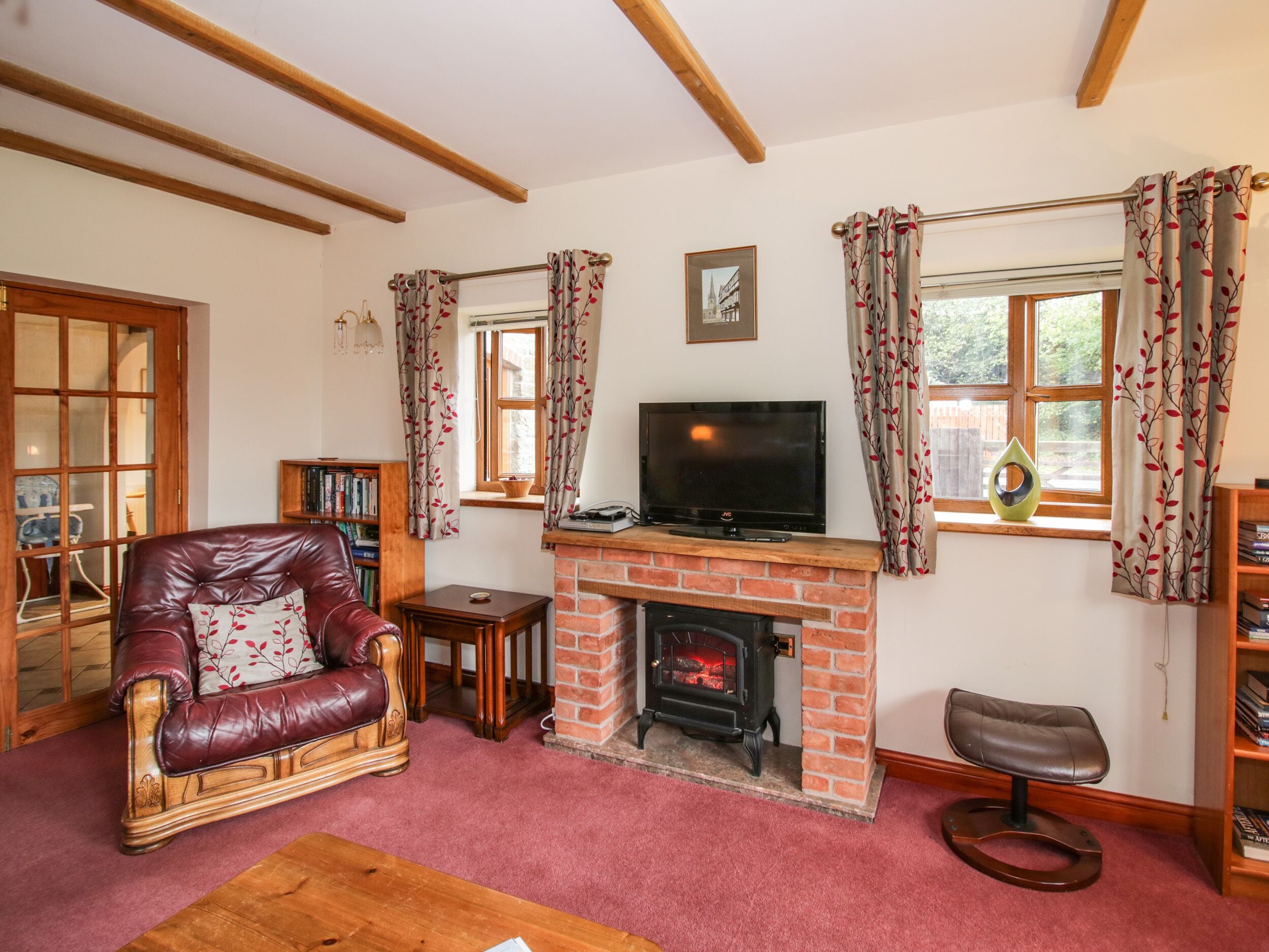 Cottage | Interior