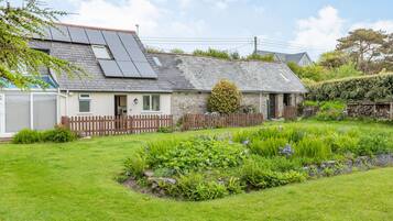 Cottage | Front of property