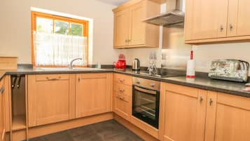 Cottage | Interior
