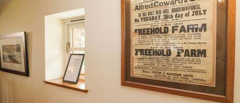 Cottage | Interior