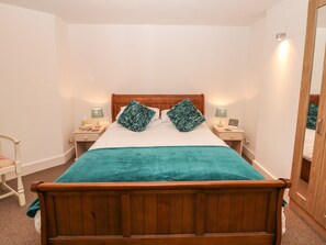 Interior - The Garden Flat (Buxton)