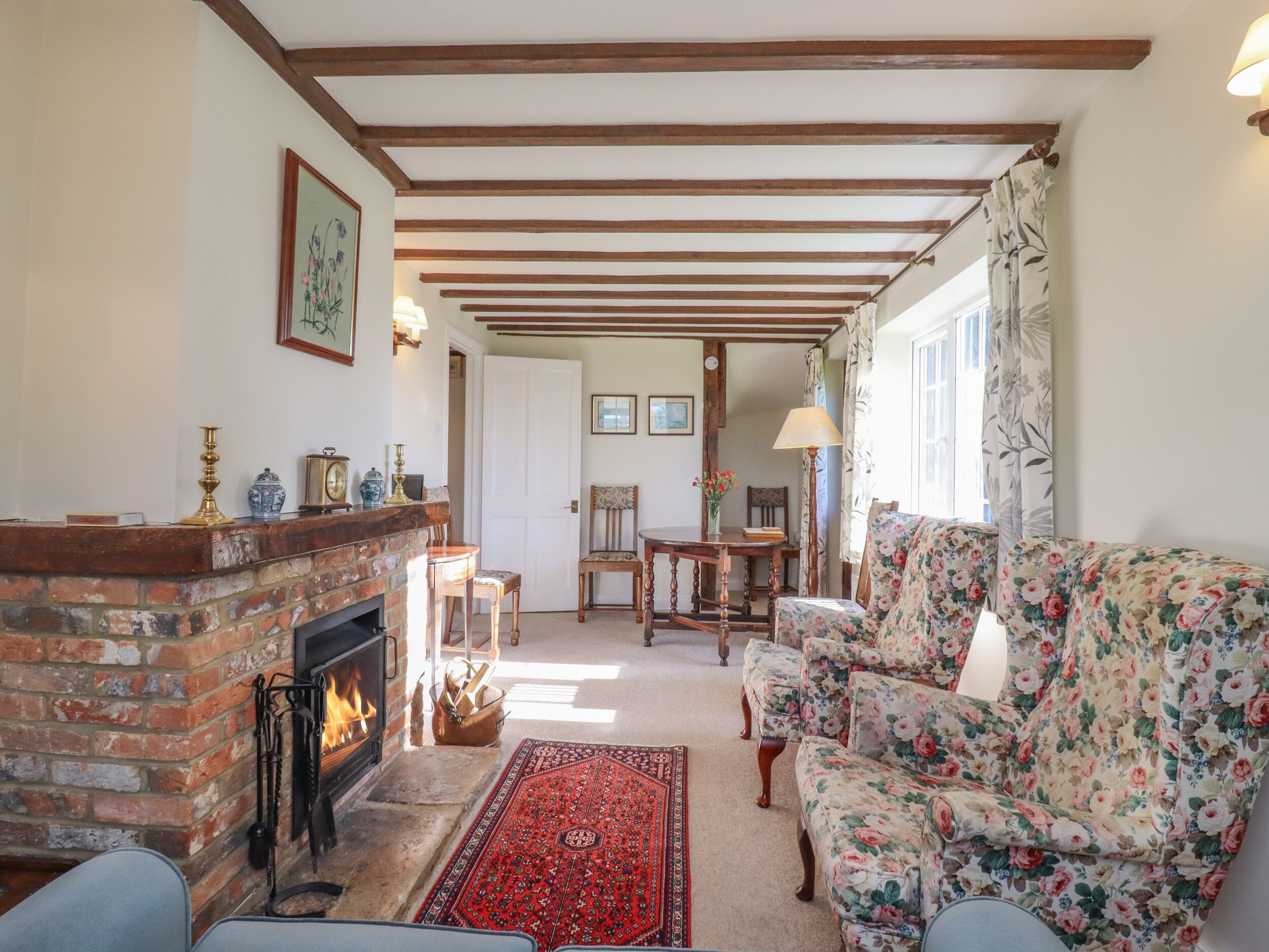 غرفة المعيشة