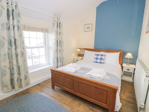 Cottage | 2 bedrooms, individually decorated, individually furnished, free WiFi