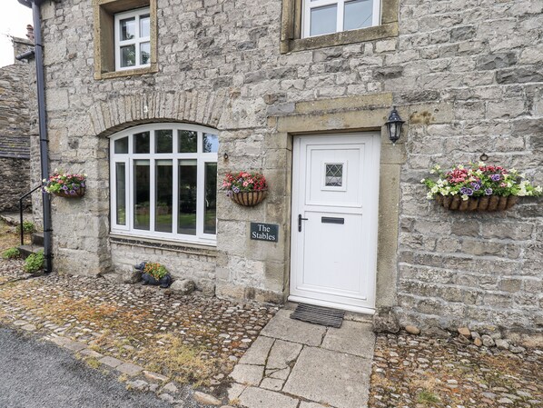 Cottage | Exterior detail