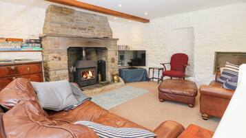 Cottage | Living area | DVD player