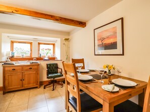 Cottage | Tempat makan