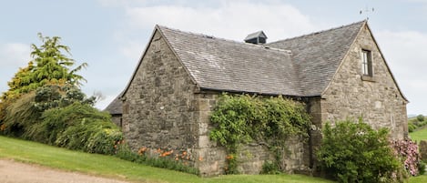 Cottage | Interior
