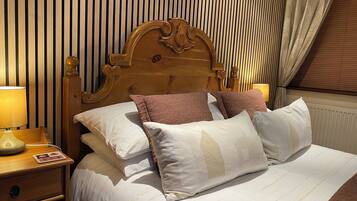 Cottage | 2 bedrooms, individually decorated, individually furnished, free WiFi