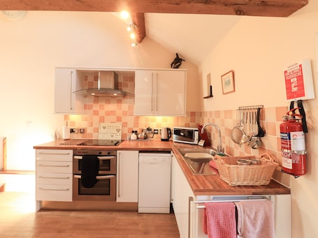 Cottage | Interior