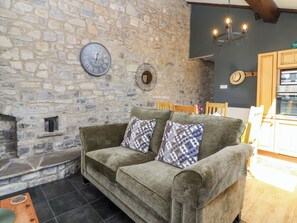Cottage | Living area