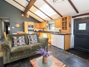 Cottage | Living area