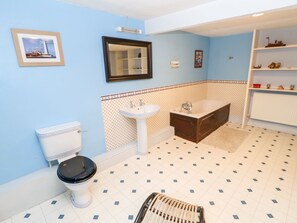 Cottage | Bathroom | Shower - Eden House (Penrith)