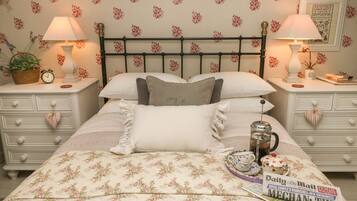 Cottage | 3 bedrooms, individually decorated, individually furnished, free WiFi