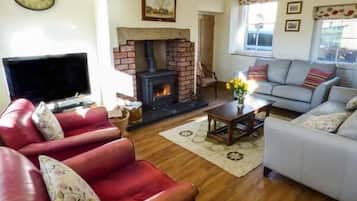 Cottage | Interior